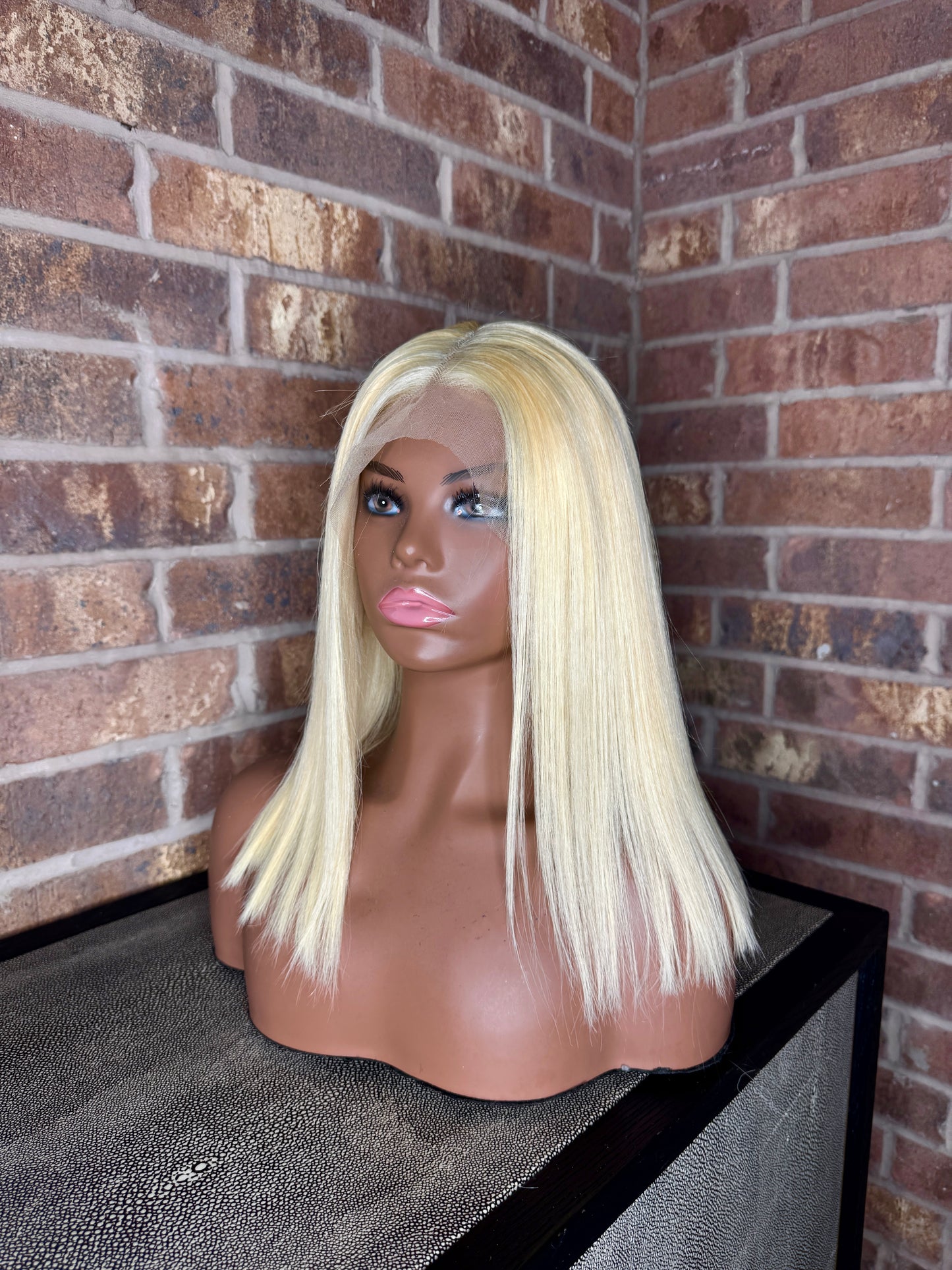 613 Bob Wigs